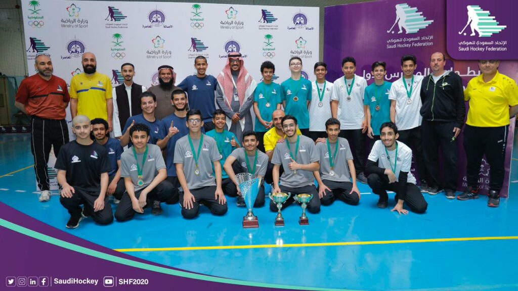 انطلاق بطولة المدارس الثانية للاتحاد السعودي للهوكي في مدارس الأرقم