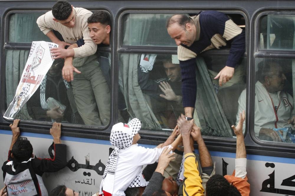 الفلسطينيون-على-موعد-مع-إطلاق-أكبر-عدد-من-السجناء