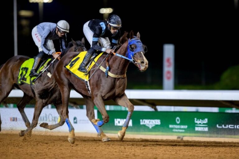 نادي-سباقات-الخيل-يختتم-أشواط-الرياض-بكأس-ميدان-الملك-عبدالعزيز